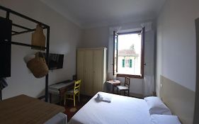 Homely Studio Flat 10 Minutes From The City Centre